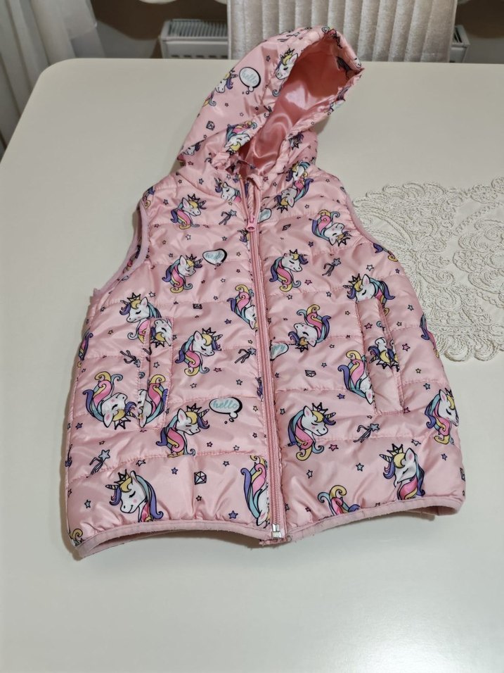 Kız Çocuk Kapüşonlu Desenli Pembe Yelek - Görsel 4