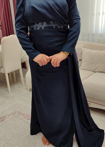 Uzun Kollu Drapeli Lacivert Abiye Elbise