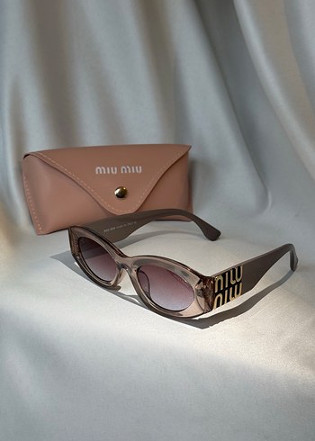 Miu Miu Bej Modern Klasik Kadın Güneş Gözlüğü