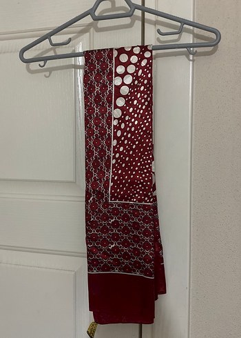 Bordo Parlak İpek Kadın Eşarp