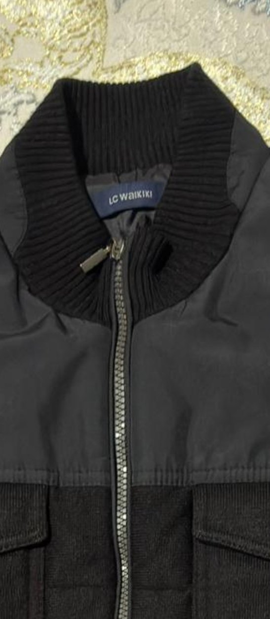 Siyah Fermuarlı Erkek Kolsuz Ceket - Görsel 3