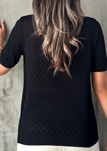Miu Miu Siyah Nakışlı ve Payet Detaylı Kadın Tişört bluz