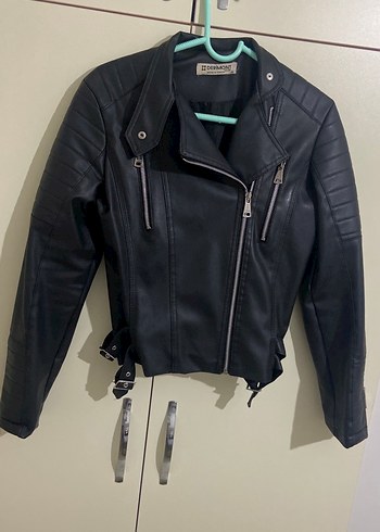 Siyah Kadın Deri Biker Ceket