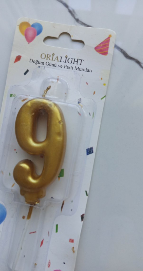 Altın Renkli 9 Sayısı Doğum Günü Mumu - Görsel 2