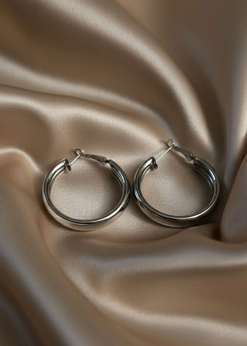 Parlak Bej Midi Halka Küpe - Görsel 2