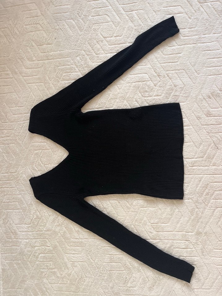 Siyah V Yaka İnce Triko Kadın Kazak - Görsel 4