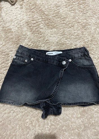 32 Beden bershka şort etek