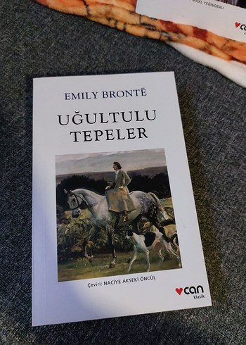 Uğultulu Tepeler - Emily Brontë