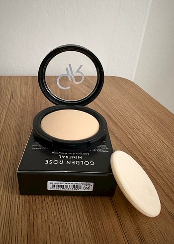 Golden Rose Mineral Terracotta Pudra 02 - Görsel 4