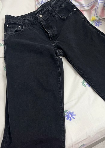 Siyah Düğmeli Rahat Kesim Kadın Kot Pantolon - Görsel 2