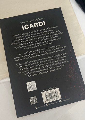 Icardi - Sahanın Yıldızları Kitabı - Görsel 2