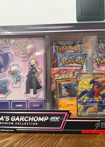 Cynthias Garchomp EX Premium Collection