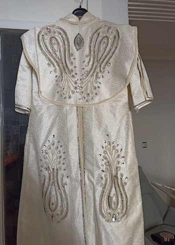 Beyaz İşlemeli Kısa Kollu Çocuk Takımı - Görsel 6