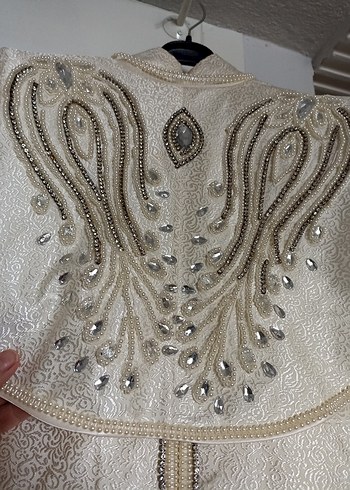 Beyaz İşlemeli Kısa Kollu Çocuk Takımı - Görsel 7