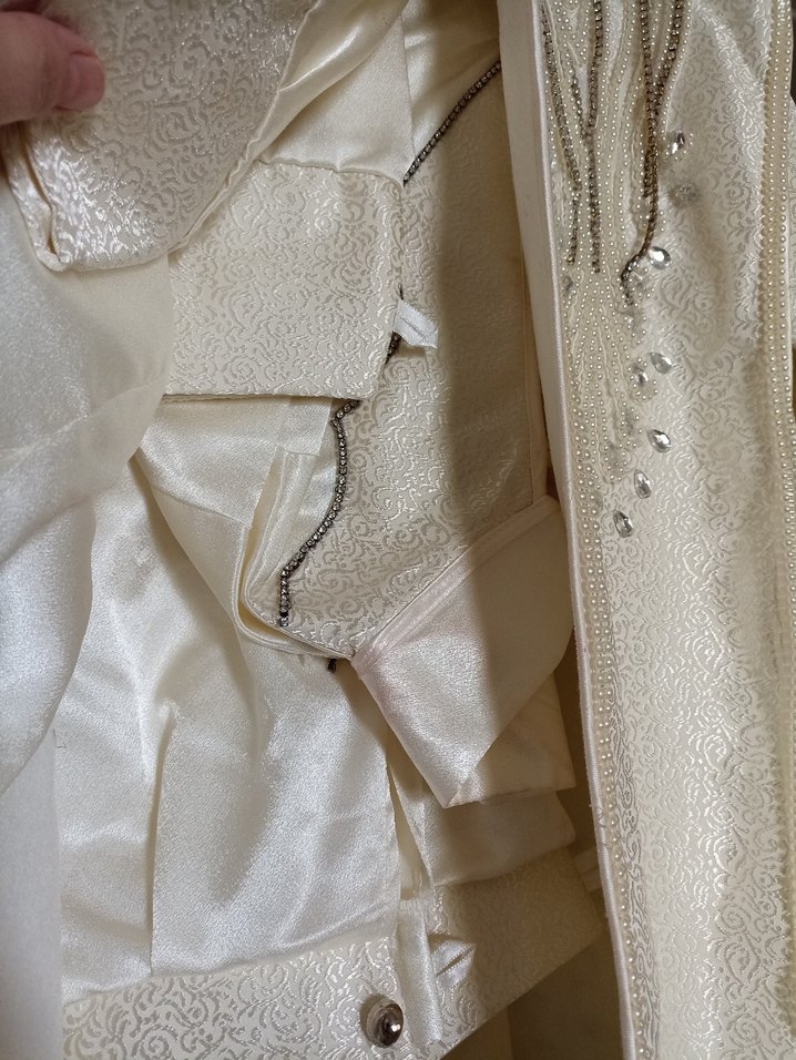 Beyaz İşlemeli Kısa Kollu Çocuk Takımı - Görsel 4