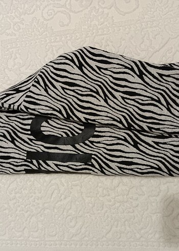 Gri Zebra Desenli Kadın Sweatshirt - Görsel 2