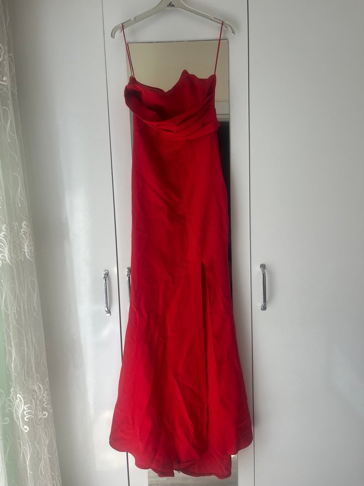 İnce Askılı Kırmızı Midi Elbise - Görsel 2