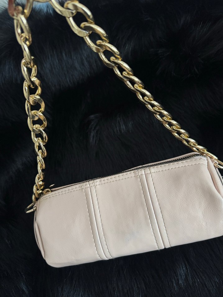 Pudra Pembe Zincir Detaylı Deri Kadın Çanta - Görsel 4