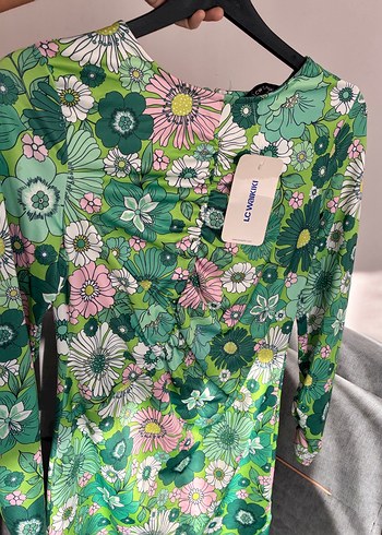 Yeşil Çiçekli Drapeli Midi Kalem Elbise - Görsel 4