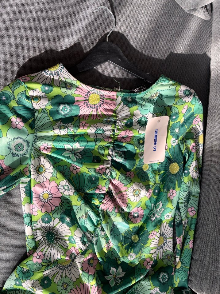 Yeşil Çiçekli Drapeli Midi Kalem Elbise - Görsel 2