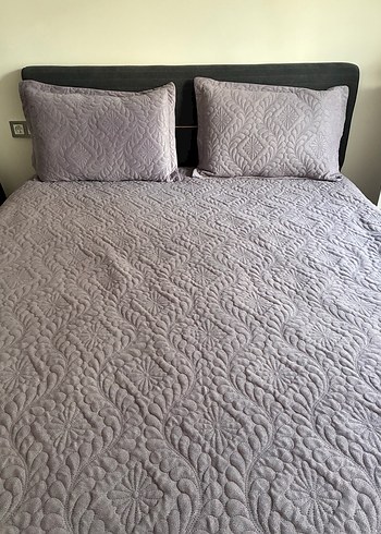 Mor Kapitone Yatak Örtüsü - Görsel 2