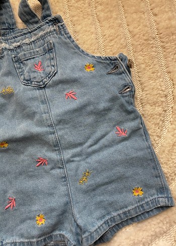 Nakışlı Kot Kız Şort Tulum - Görsel 4