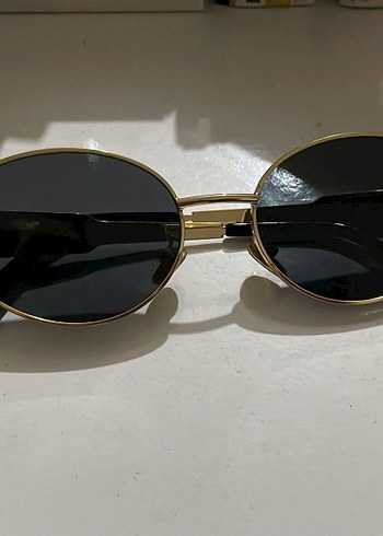 Klasik Altın Tokalı Kadın Güneş Gözlüğü - Görsel 2