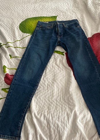Levis Koyu Mavi Dar Kesim Denim Jean