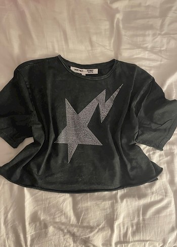 Kısa Kollu Yıldız Baskılı Siyah Crop - Görsel 4