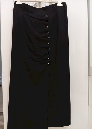 Düğmeli Siyah Uzun Gotik Etek