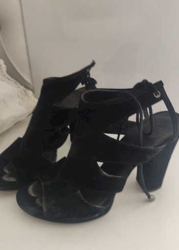 Diğer Siyah Süet Gotik Dolgu Topuklu Kadın Ayakkabı