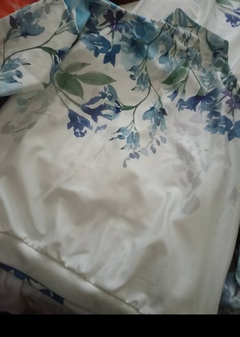 Çiçek Desenli Takım - Görsel 5