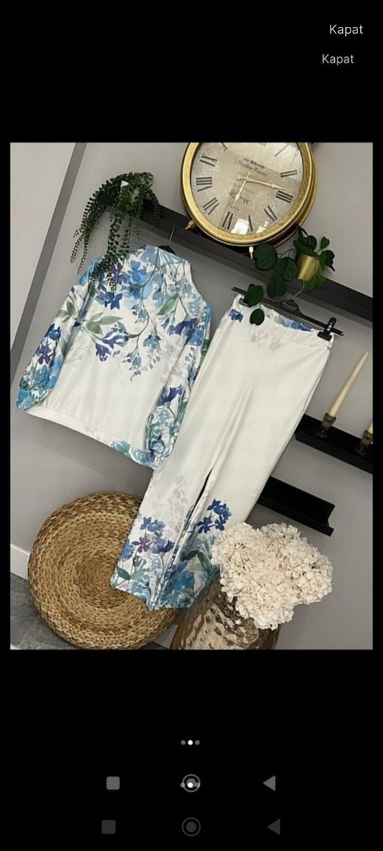 Çiçek Desenli Takım - Görsel 2