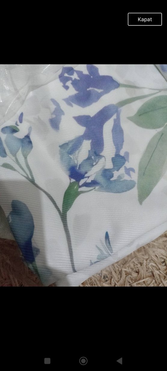 Çiçek Desenli Takım - Görsel 4