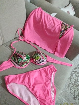 pembe etekli bikini