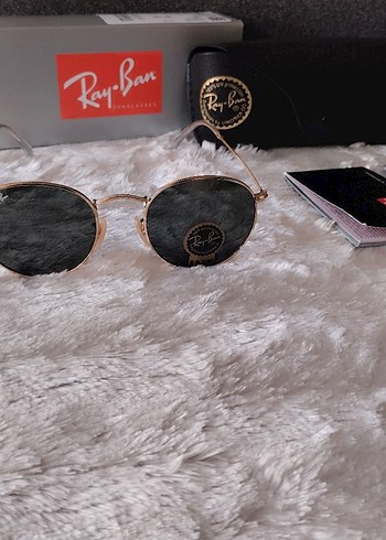 Ray Ban