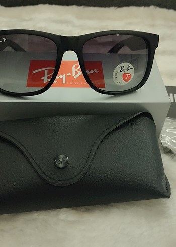 Ray Ban