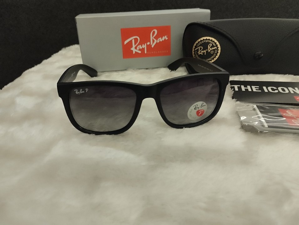 Ray-Ban 4165 Justin polarize Siyah Erkek Güneş Gözlüğü - Görsel 2