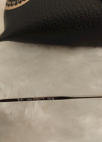 Ray-Ban 3647 Şeffaf Gri Klasik Kadın Gözlüğü - Görsel 10