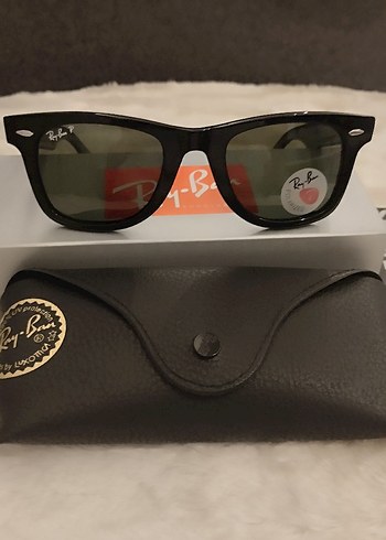 Ray Ban