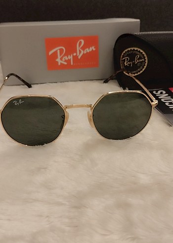 Ray Ban