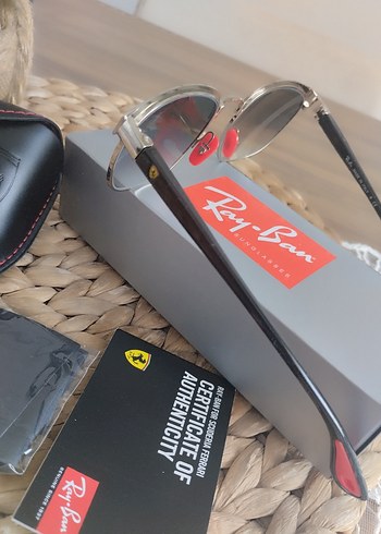 Ray-Ban Ferrari unisex Güneş Gözlüğü - Görsel 4