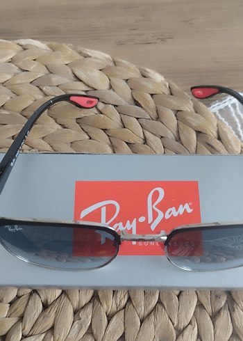 Ray-Ban Ferrari unisex Güneş Gözlüğü - Görsel 3