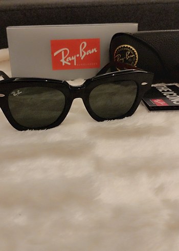 ray-Ban 2186 state street