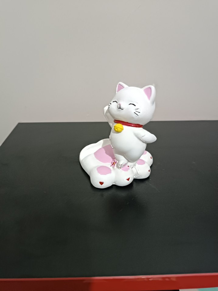 Renkli Pembe Oyuncak Figürler - Görsel 2