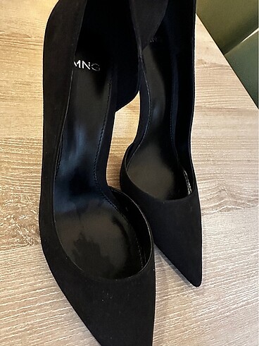 38 Beden siyah Renk Mano asimetrik topuklu ayakkabı