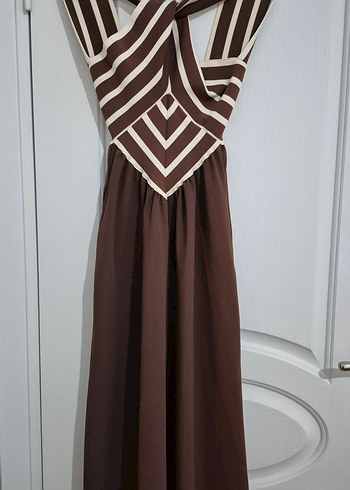 Kahverengi Çizgi Detaylı Uzun Triko Elbise - Görsel 3