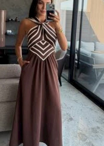 Kahverengi Çizgi Detaylı Uzun Triko Elbise - Görsel 7