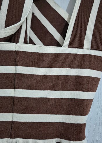 Kahverengi Çizgi Detaylı Uzun Triko Elbise - Görsel 6