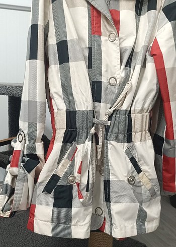 Kadın Kareli Yağmurluk - Görsel 4